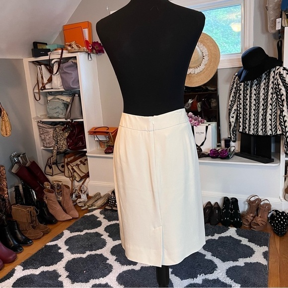 Armani Collezioni Womens Skirt Made in Italy Off White  Size 14 - Picture 2 of 5